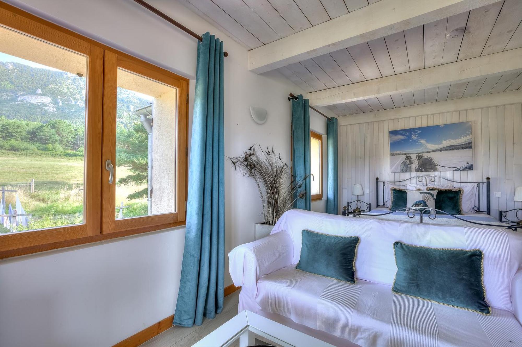 Reserve Des Monts D'Azur Andon Esterno foto